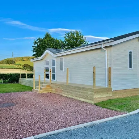 Modern House In Carlisle Close To Lake District Vakantiehuis *